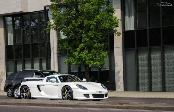 Pearl white Carrera GT. By Liad Ezra Cars Photography