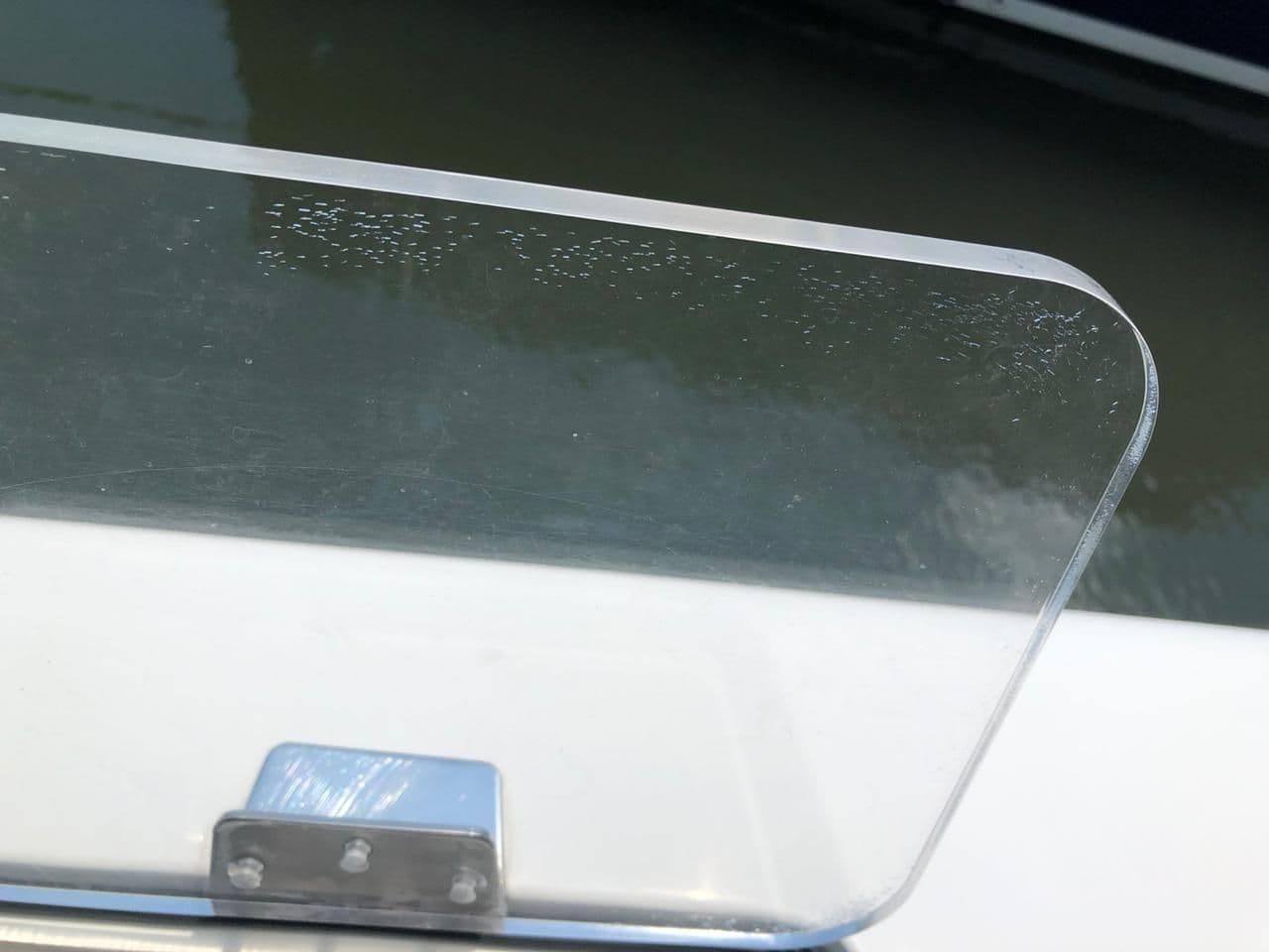 Live Bait Tank Acrylic Lid - How to Protect? - The Hull Truth - Boating and  Fishing Forum