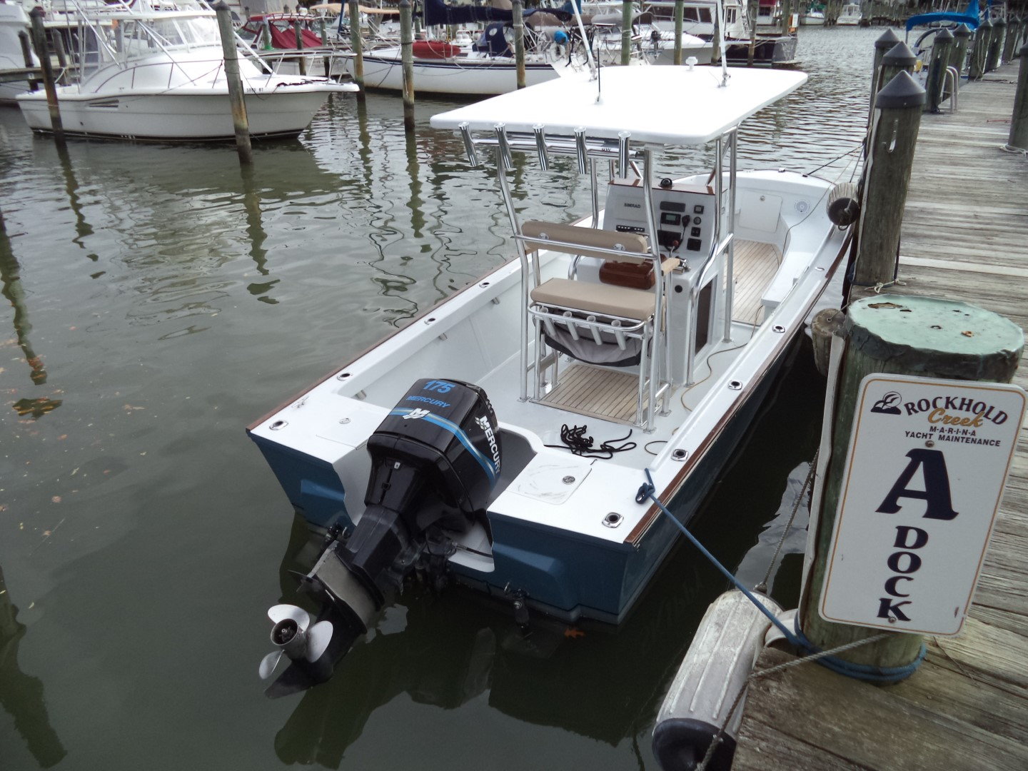 Spotted: custom 1974 Wellcraft 25 center console - The Hull Truth - Boating  and Fishing Forum