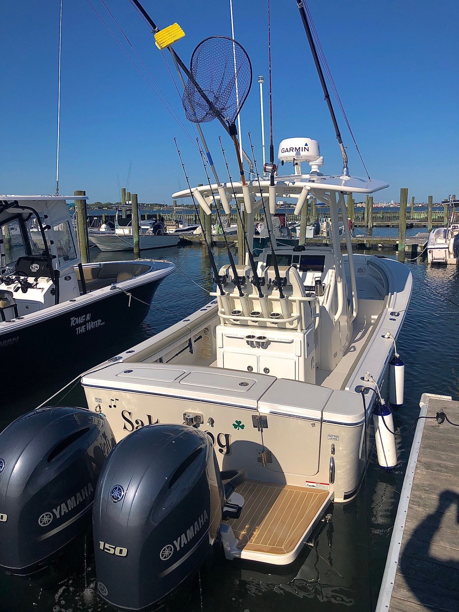 Regulator 23 Twin 150s vs. Single 300 (Yamaha) The Hull Truth