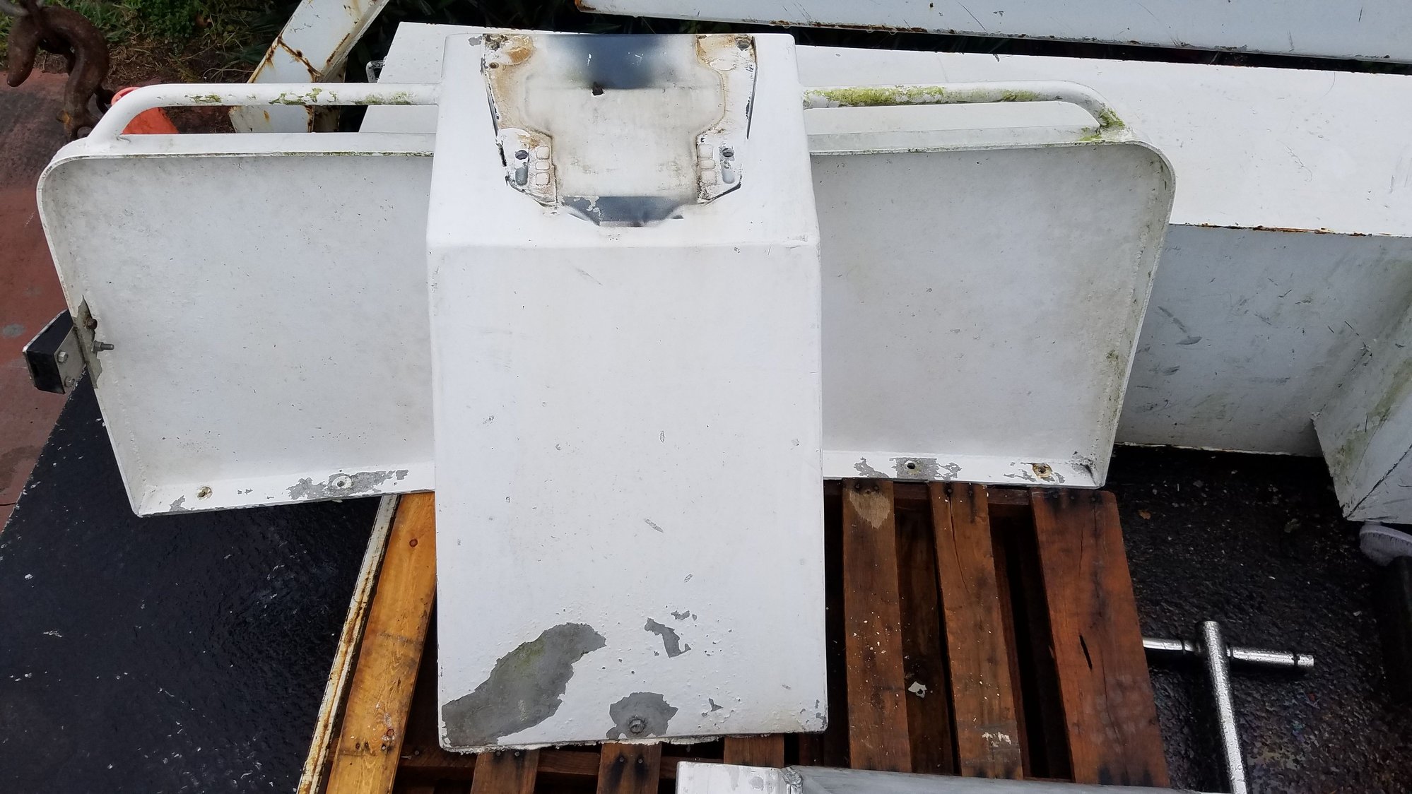 Single outboard engine bracket aluminum Armstrong SOLD The Hull Truth