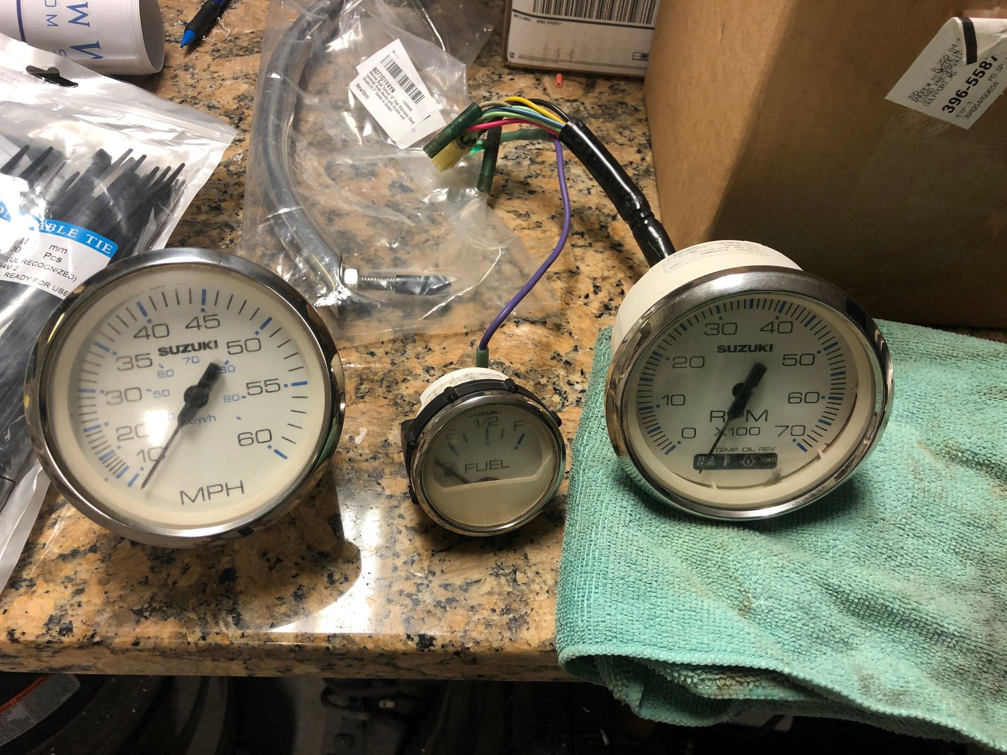 Suzuki Tach, Fuel and Speedo Gauges The Hull Truth Boating and
