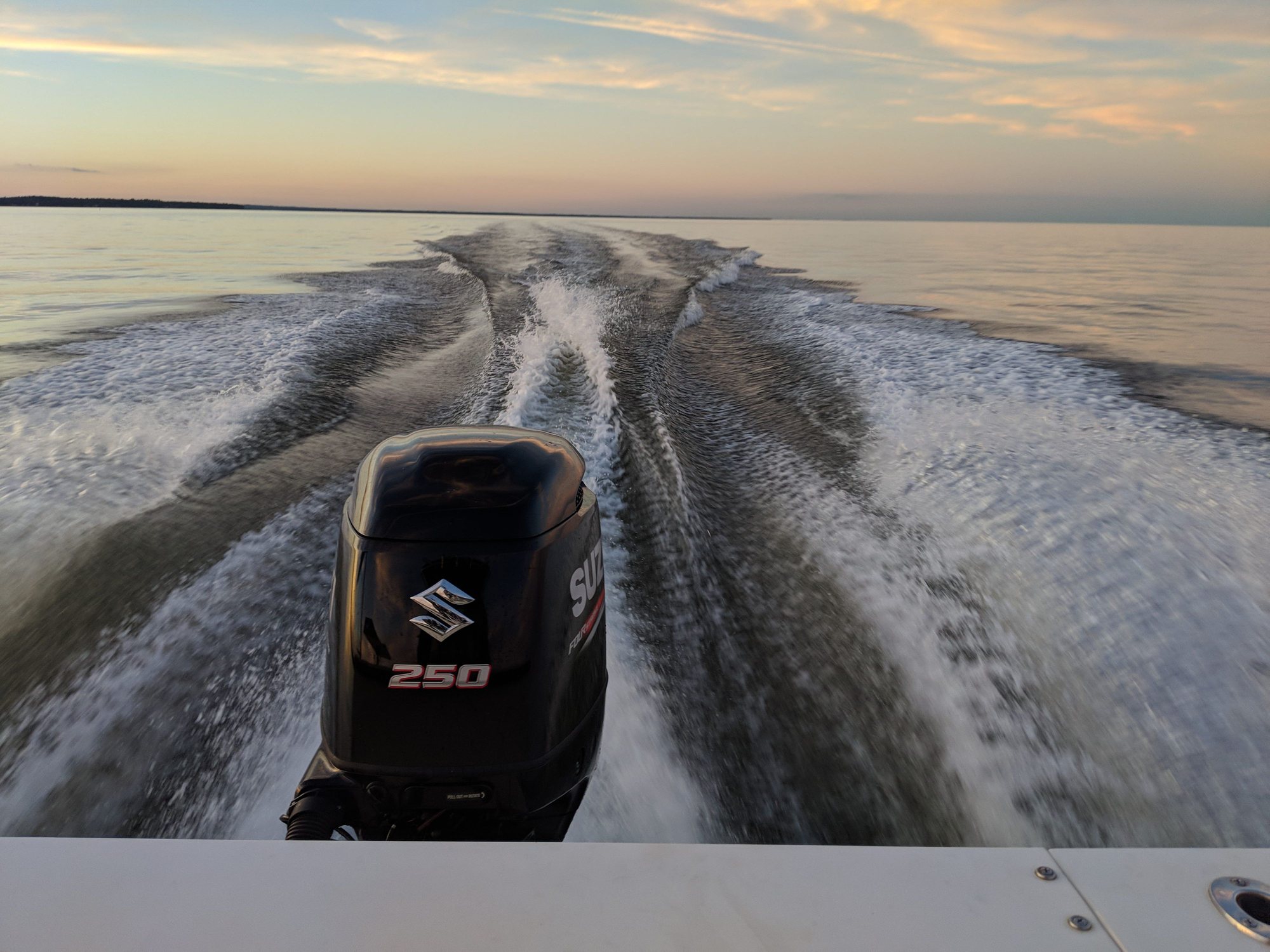 "Fishing" Boat Wake Pictures Page 4 The Hull Truth Boating and