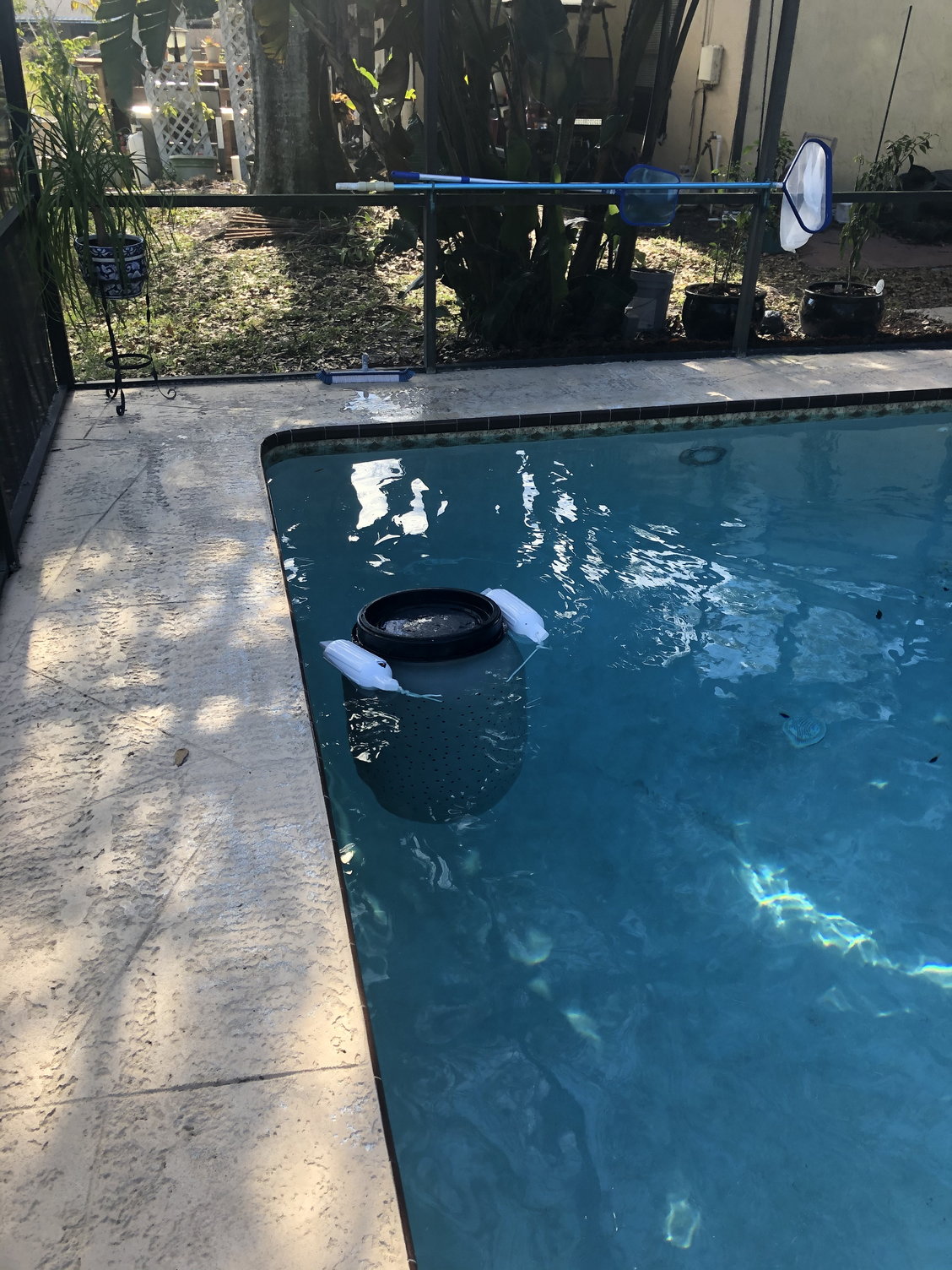 DIY Floating Bait Tank 