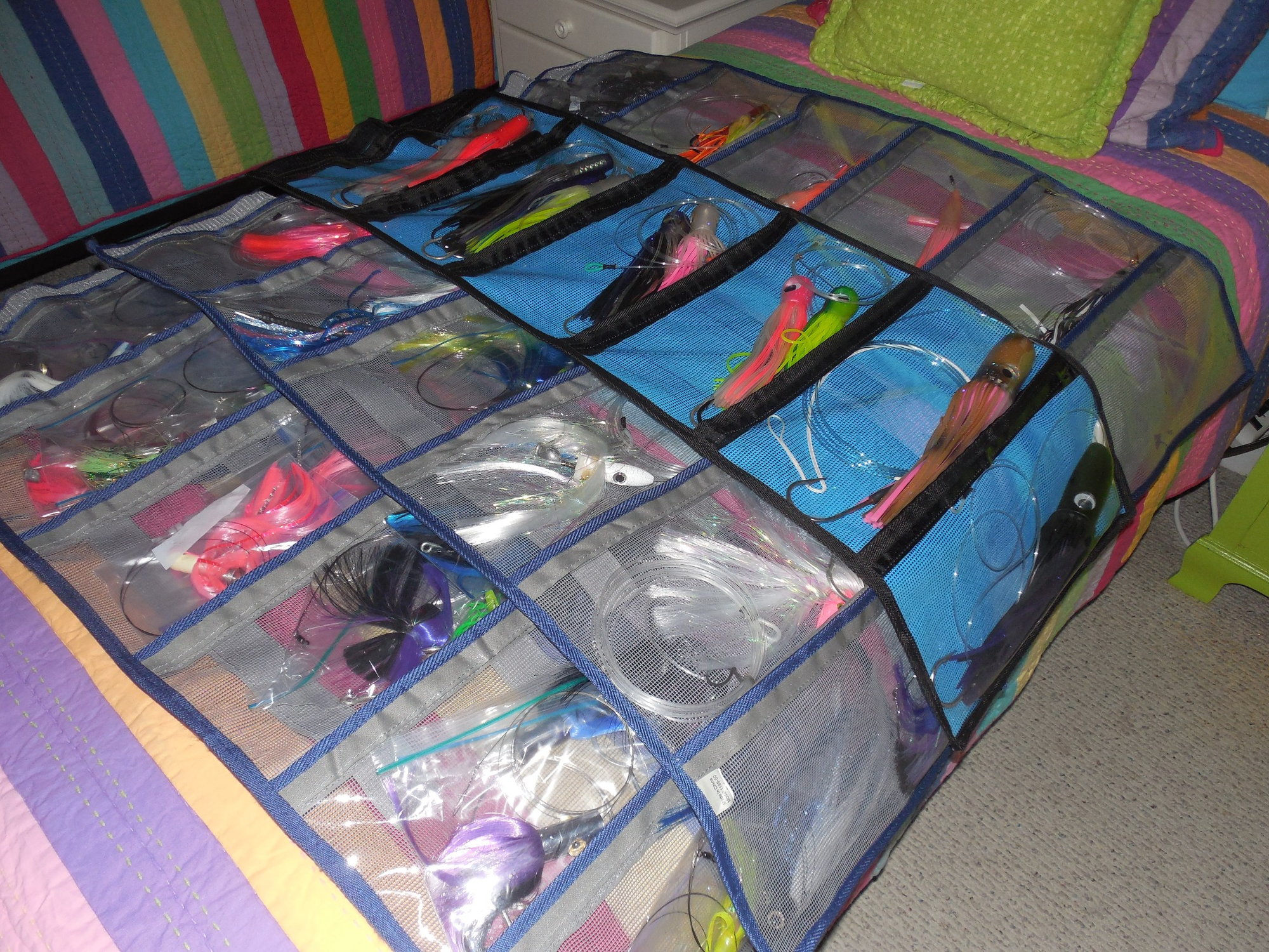 Thekuai Fishing Tackle Binder, Lure Storage Bag, Soft Bait Binder