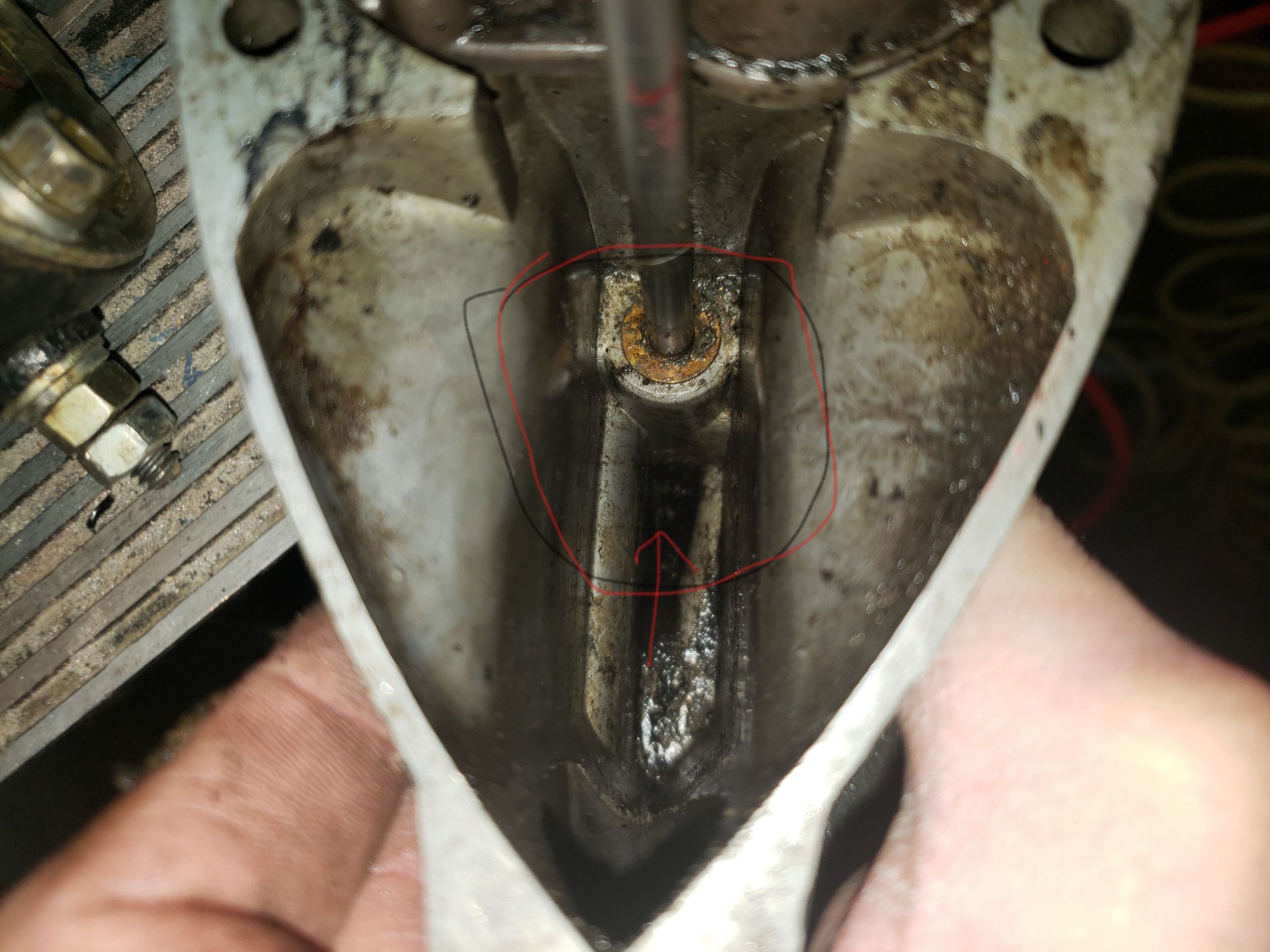 1958 Evinrude 18 hp Lower Unit Leak The Hull Truth Boating and