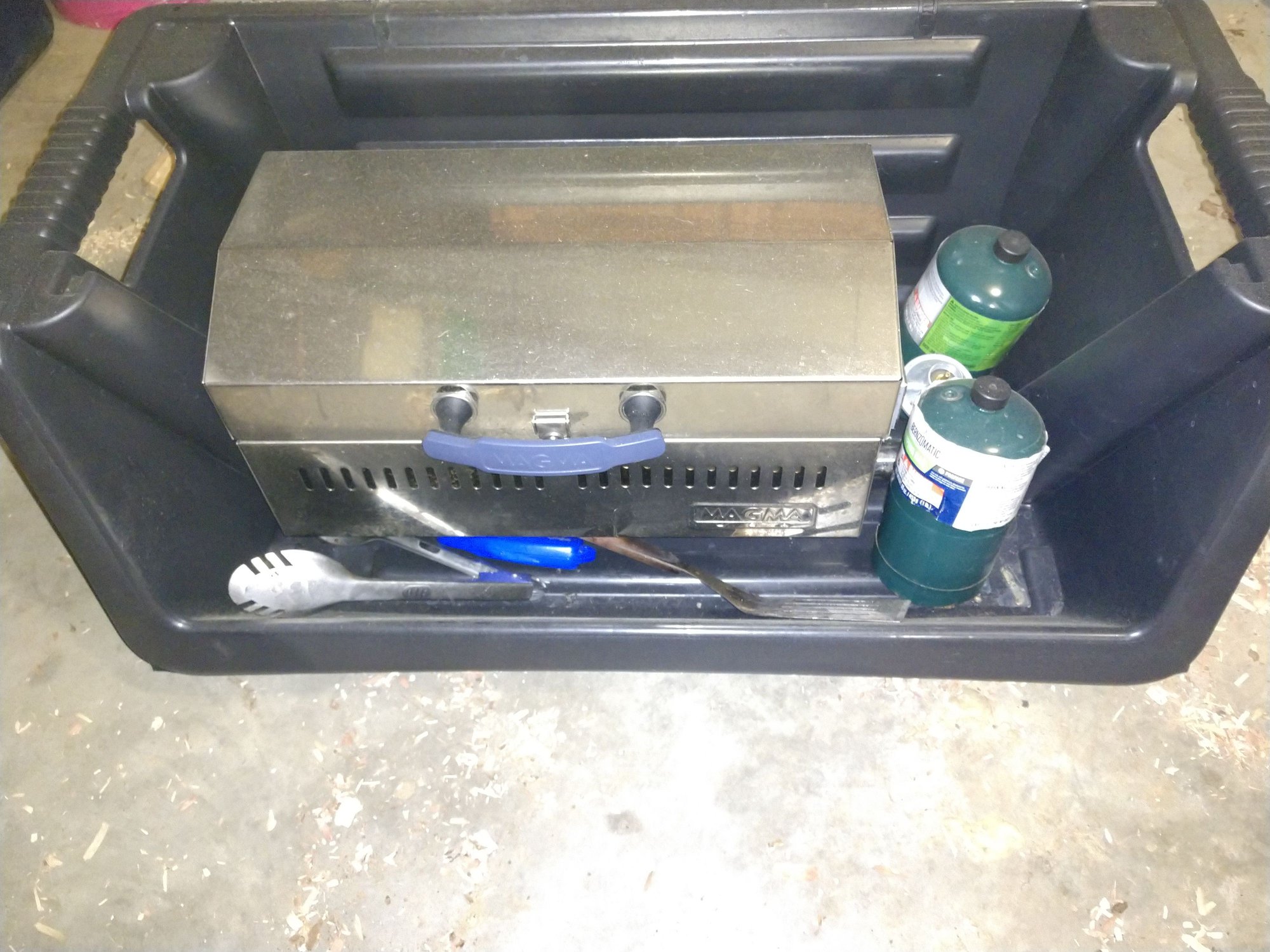 Bbq grill, suction drink holders, under gunnel rod holders - The Hull Truth  - Boating and Fishing Forum