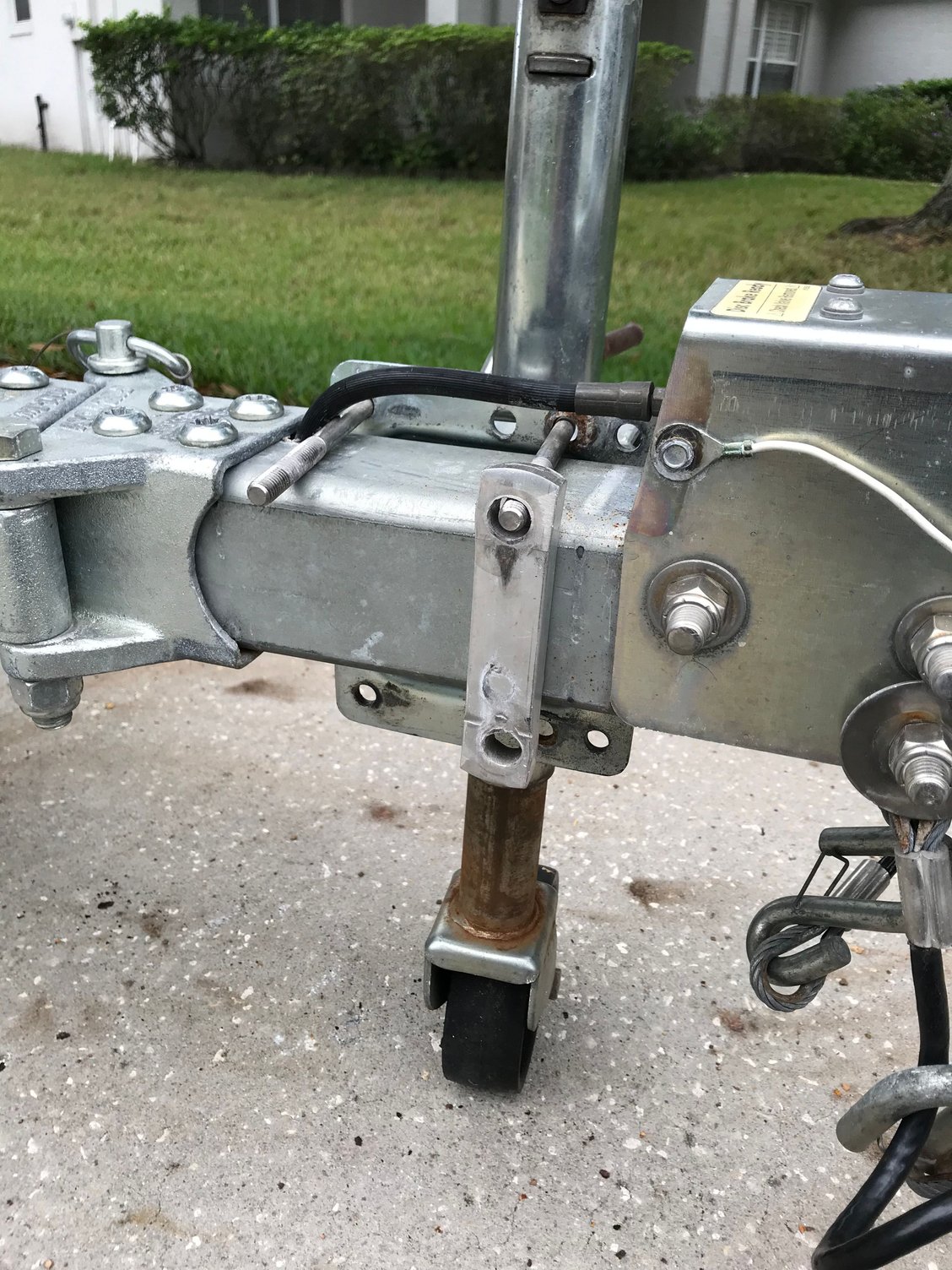 Installing trailer jack with limited space The Hull Truth Boating and Fishing Forum