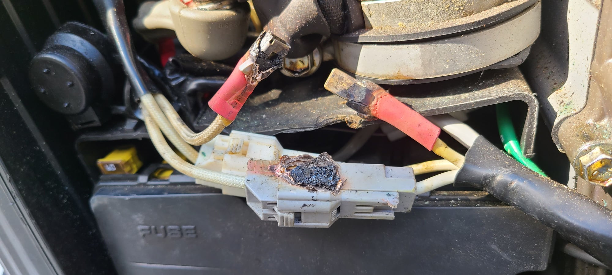 2005 DF140 Electrical Connection Melted - The Hull Truth - Boating and Fishing  Forum