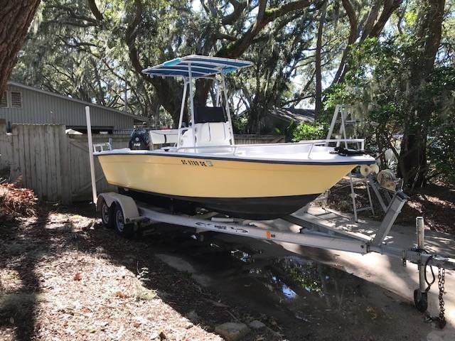 2003 21' sea chaser center console by carolina skiff for