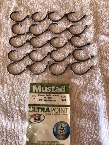Mustad 7693S hooks and Mustad Demon Circle hooks - The Hull Truth - Boating  and Fishing Forum