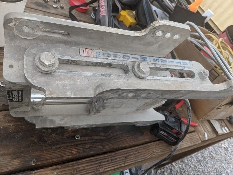 Atlas Micro Jacker Small Outboard Hydraulic Jack The Hull Truth