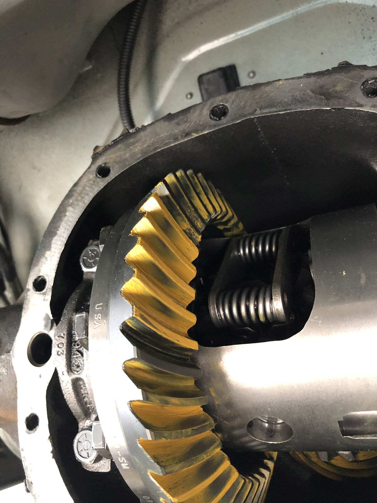 4.11 Ratio Differential Ring and Pinion for 8.5 (Inch) (10 Bolt)