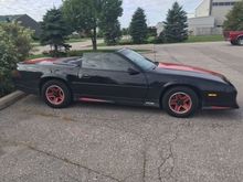 Not rare I'm sure
Here is the 92 heritage 3.1 5 speed I am going to bring back, not sure about the rims though