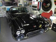 My dads 1962 Fuelie Vette. Last year for the C1s, trunks, exposed headlights (for a long while) and solid axles.