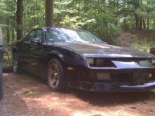 89 ircoz full ploy bushings boxed rear suspesion, turbo350 tranny, 4wheel disc brakes 3.42 posi, larger sway bars, headers and 3inch single to a flowmaster 40series