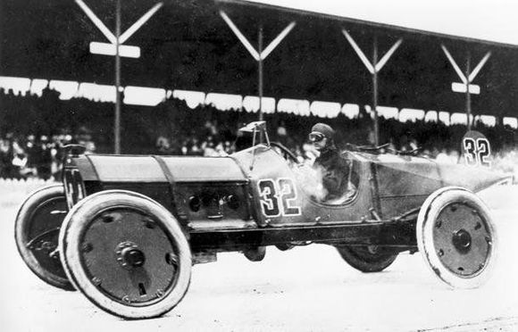 1911 Marmon Yellow Jacket  
First Indy Race Winner