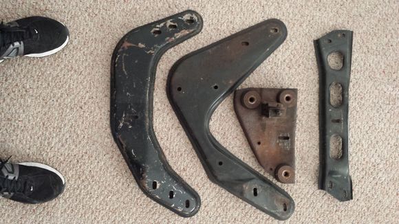 Hawk left, TTA 2pice middle, stock right.
