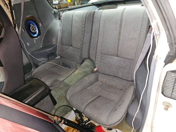 Rear seats, good condition. Just dirty. 