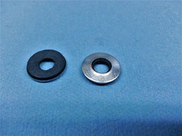 The rubber backed washers I used between the hood and the 1/4"-20 nuts.