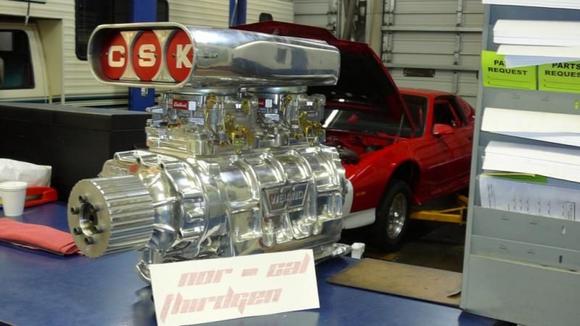 Weiand 87-1 blower w/ 2 Edelbrock 700's. Just eye candy, couldnt pass it up for $500 cash.