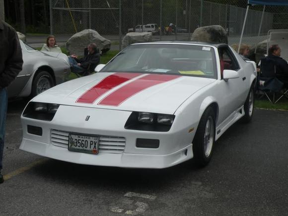 Car show in the rain