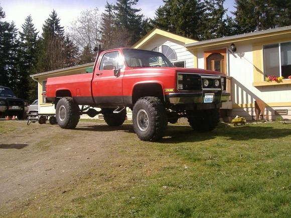 My toy with new 8" lift on 38's