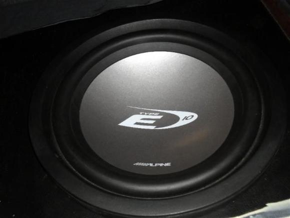 the decent sub that ive got.. sounds good in the camaro though