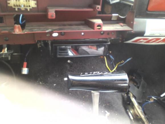 what i did to my radio still not done gonna make put metal to make look like it is in the bottom of the dash