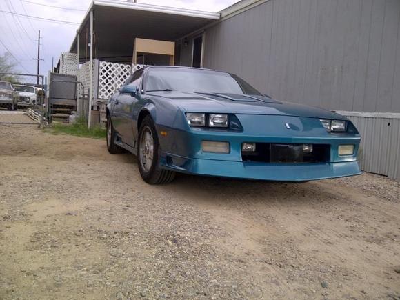 My RS ( I put the z28 scoops on it from the original hood on my z28, though the front portion of the hood was crumpled they were fine. I though it gave the RS a more "aggresive" look)