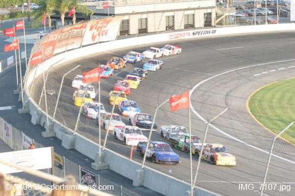 Start of race 4-4-09. We get big fields for the premiere 1/2mile asphaft oval in the country. Alot of money out here on the west coast- its a tough game.