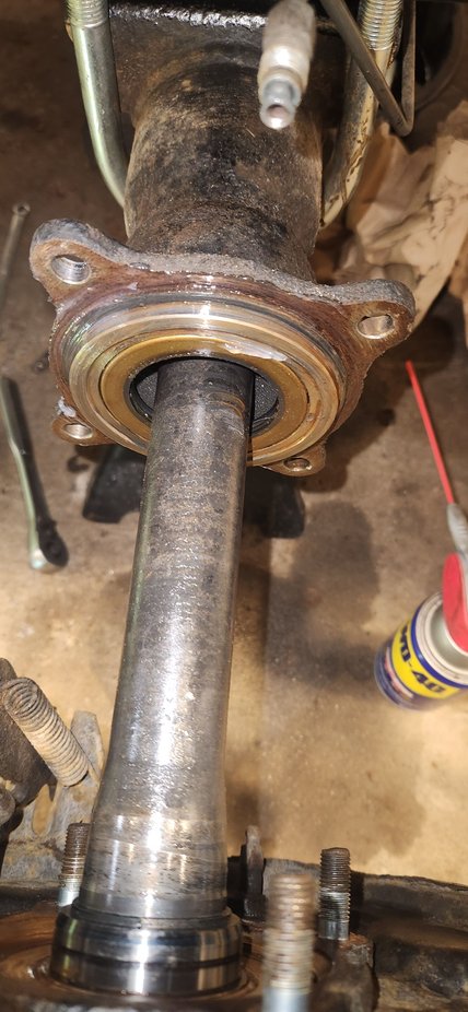 Carrier bolted in everything else can go back together. These rubber orings ive always gave them a thing layer of dielectric grease. Fortunately them seemed in good shape, no cracks/ not stretched.