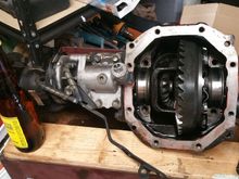 the new 4.88 front Diff comes out of hiding and gets gutted and cleaned.