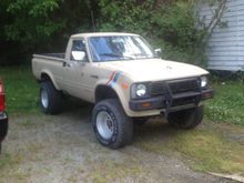 '80 Toyota pickup 01