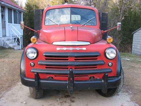 gives an idea about the width of the body compared to the size of the cab