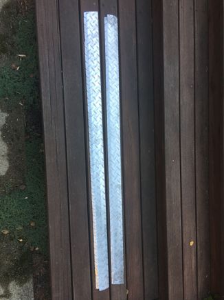 Rocker guards, bare aluminum