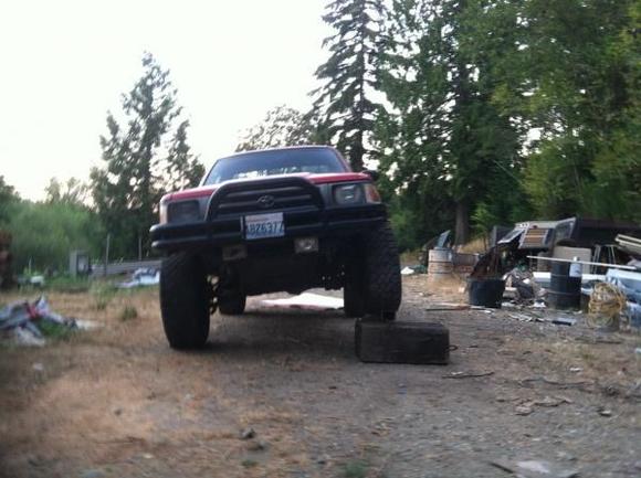 great light location as you can see by the busted lense and electrical taped license plate.. out of duck tape