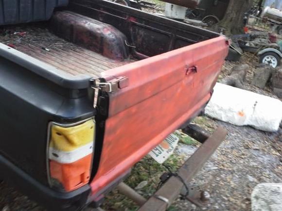 20130118 104436wrong tailgate