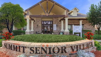 Summit Senior Village - Gainesville, TX