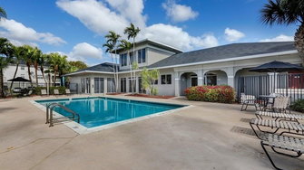 Villa Biscayne Apartments - Homestead, FL