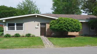 8 Rob Road - Mount Prospect, IL