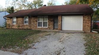 8744 Montery Road - Indianapolis, IN