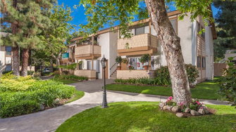 Briar Villa Apartments - Orange, CA