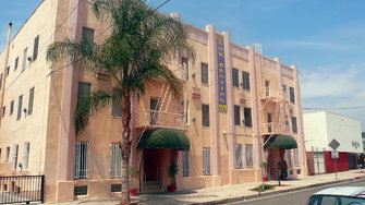 Los Feliz Court Apartments  - Los Angeles, CA