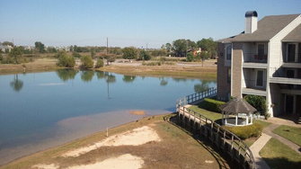 Point at Windmill Lakes - Houston, TX