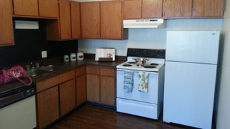 Tremont Manor Apartments - Colorado Springs, CO