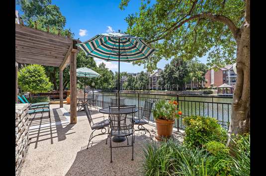 Tonti Lakeside - 118 Reviews | Dallas, TX Apartments for Rent