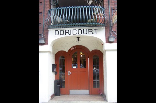 Dori Court 16 Reviews Portland Or Apartments For Rent Image Of Dori Court In Portland Or