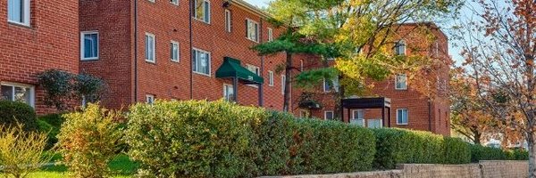 Amherst Gardens Apartments Wheaton Md Apartment For Rent 1 Reviews Apartmentratings C