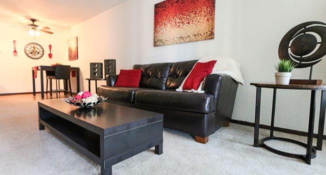 Glenn Pond Apartments 40 Reviews Eagan Mn Apartments For Rent